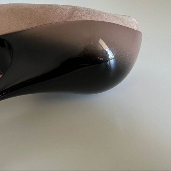 Miu Miu Two-Tone Colourblock Ombré Suede Sculpted Patent Leather Pumps - Picture 12 of 15